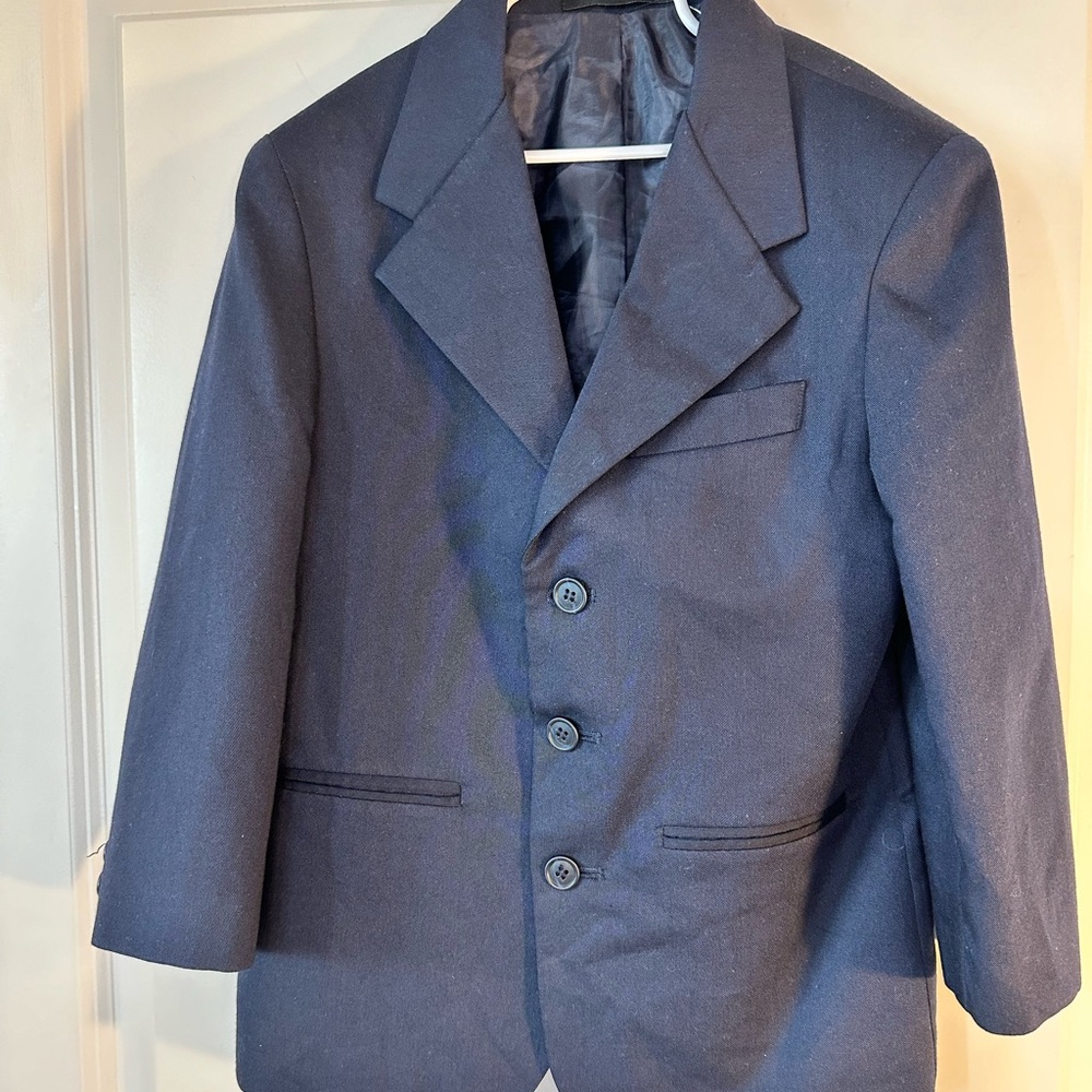 FUBU Collection Navy 3 Button Blazer, size 8